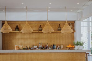 2 restaurants; breakfast, lunch and dinner served  - Nissi Beach Resort (Ayia Napa)