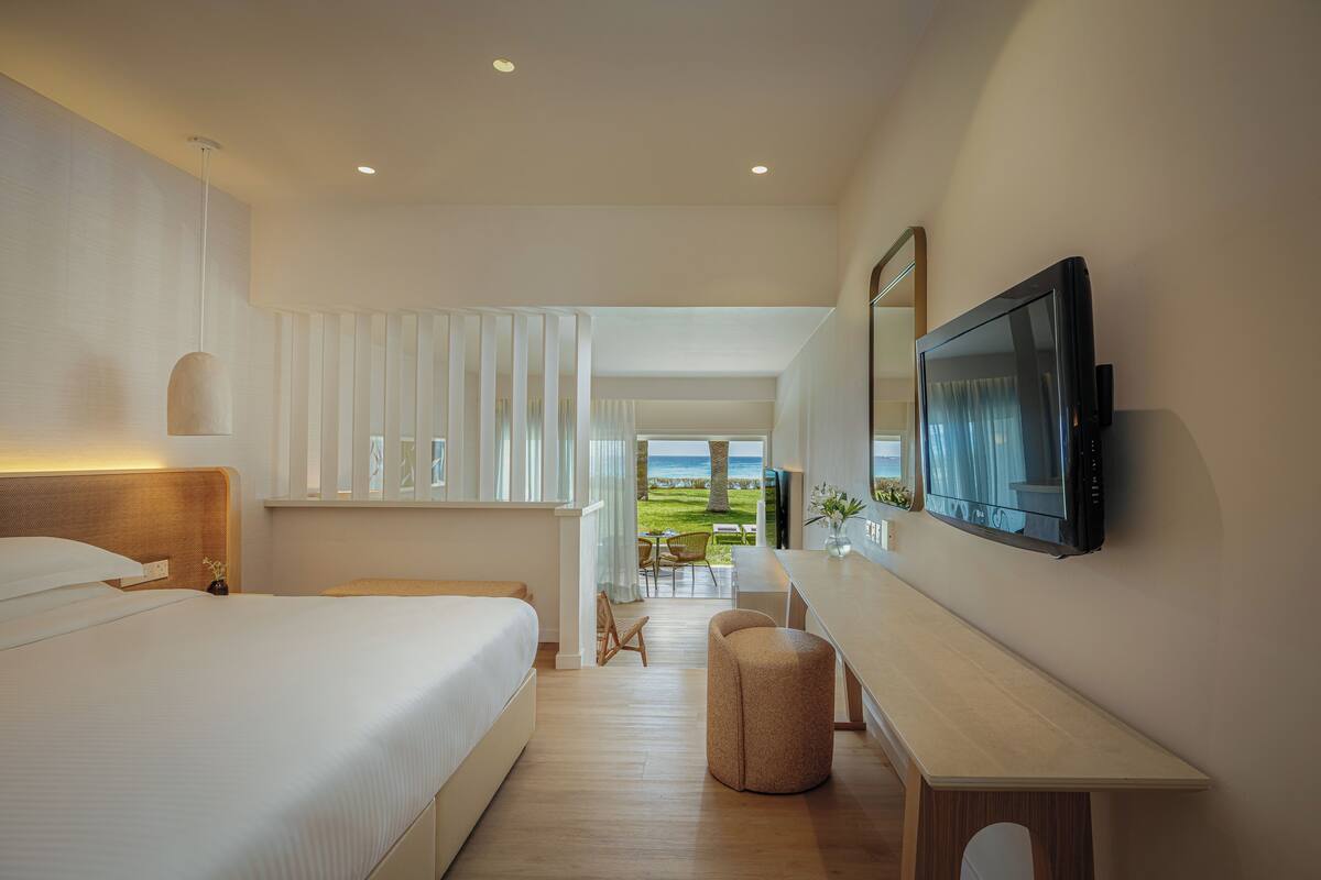 Suite, Beach View (Bungalow)