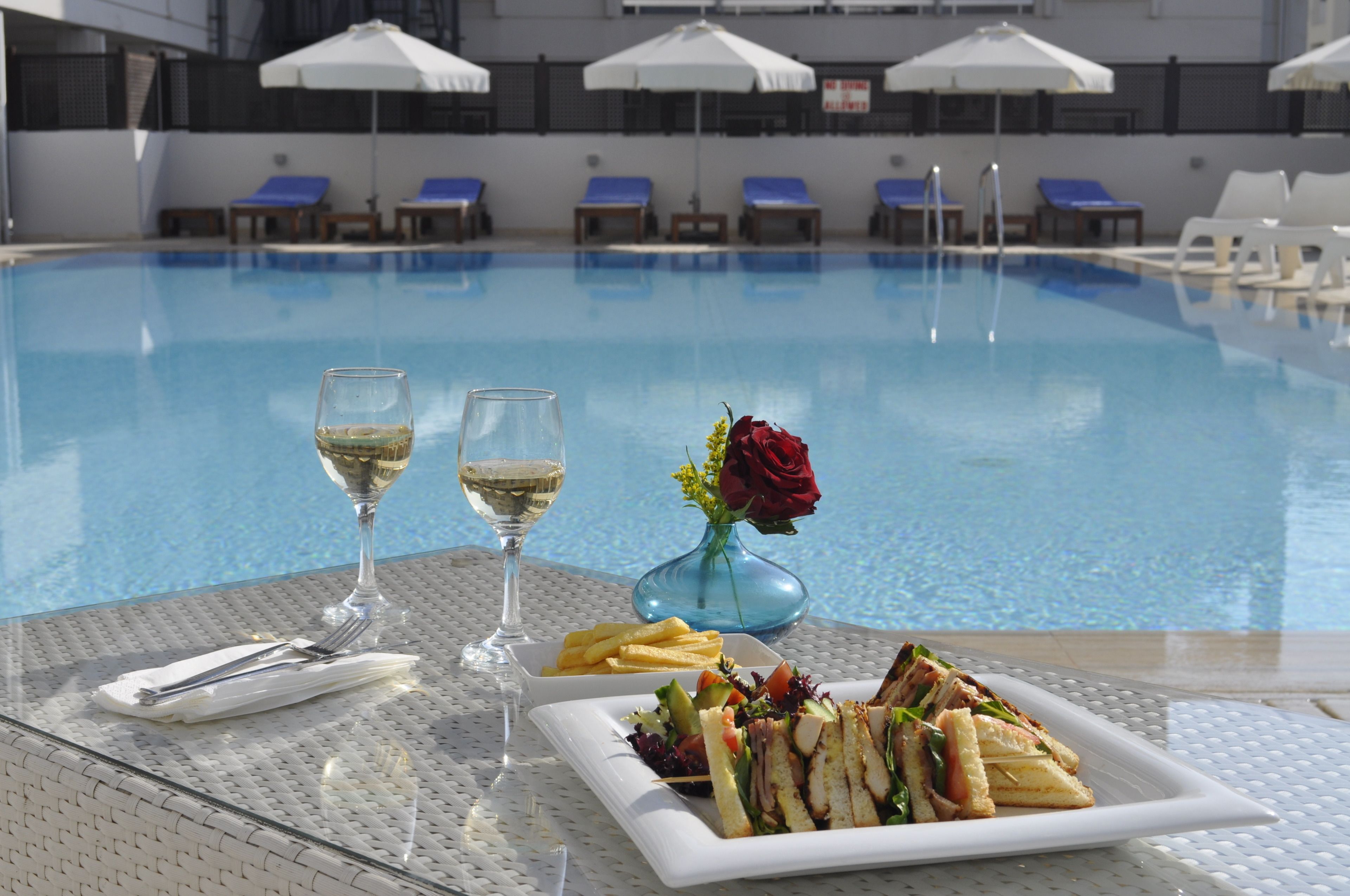 outdoor pool, pool umbrellas