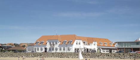 Mặt tiền nơi lưu trú