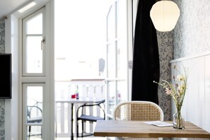 Single Room | Hypo-allergenic bedding, desk, iron/ironing board, free WiFi