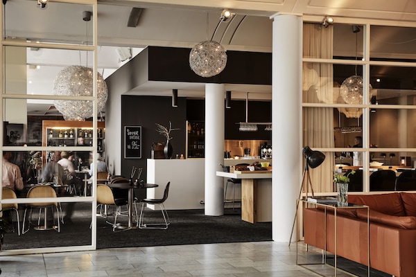 Der serveres morgenmad, frokost og aftensmad