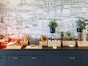 Daily buffet breakfast (EUR 14.5 per person)