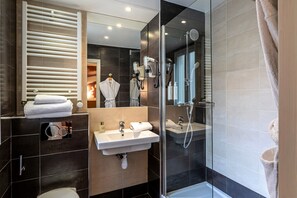 Chambre Double Supérieure | Salle de bain