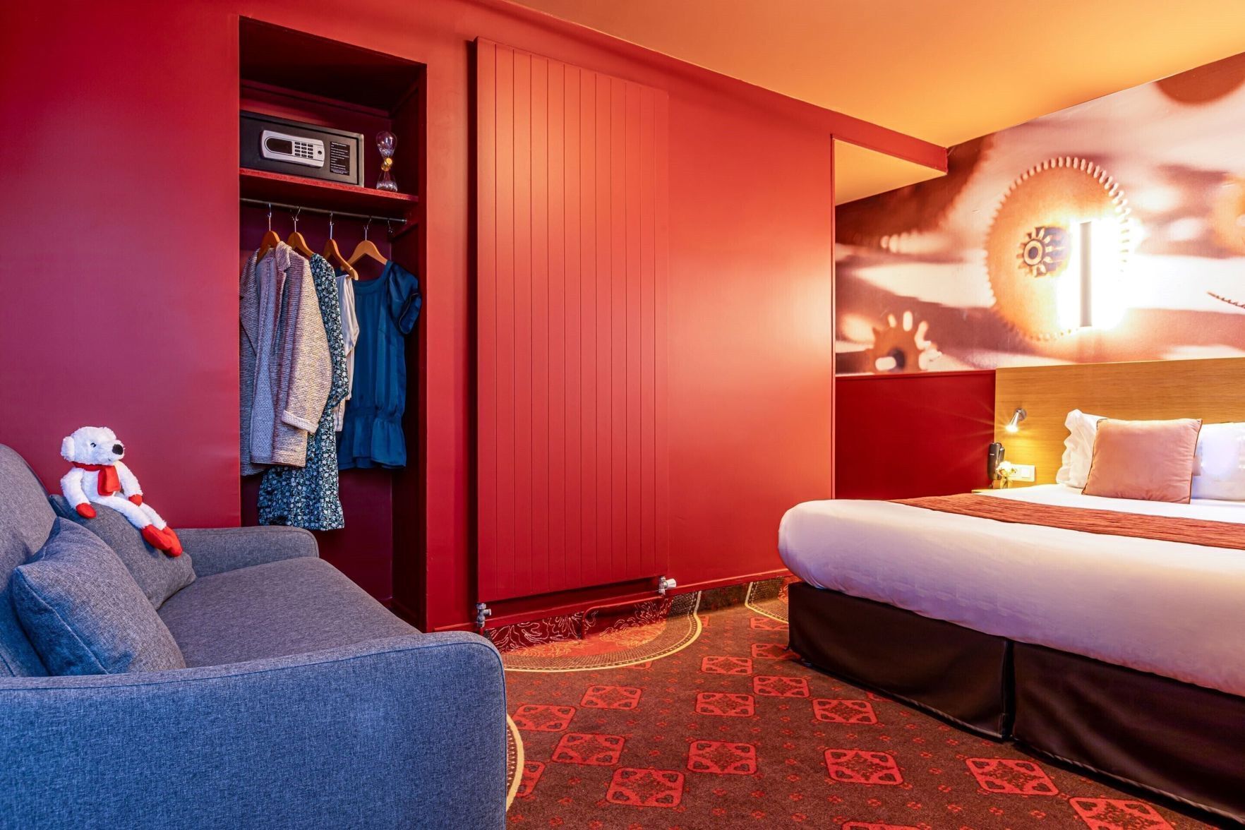 Literie de qualité supérieure, coffres-forts dans les chambres, bureau
