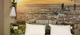 ibis Lyon Gerland Rue Merieux