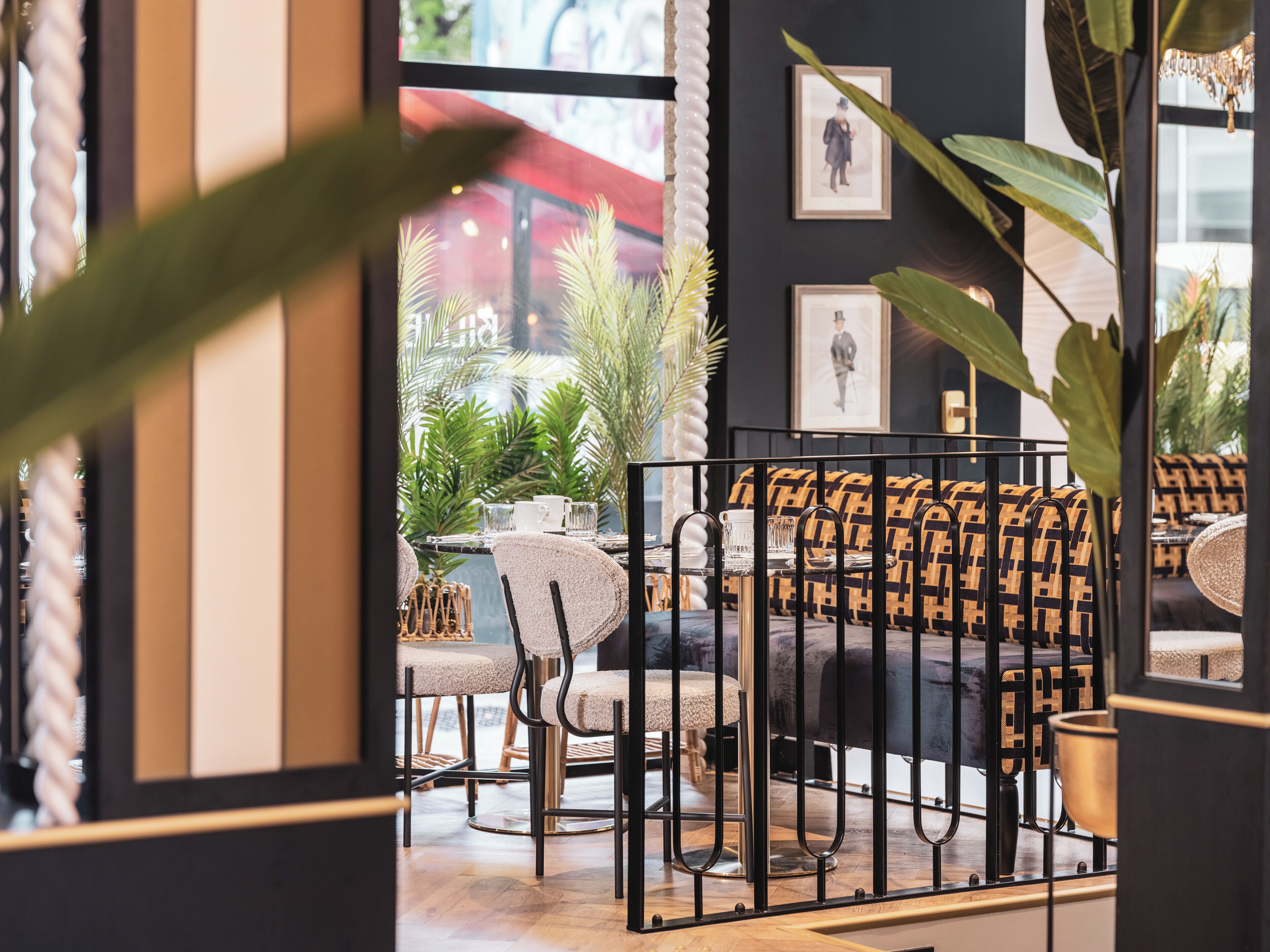 daily buffet breakfast (eur 15 per person)