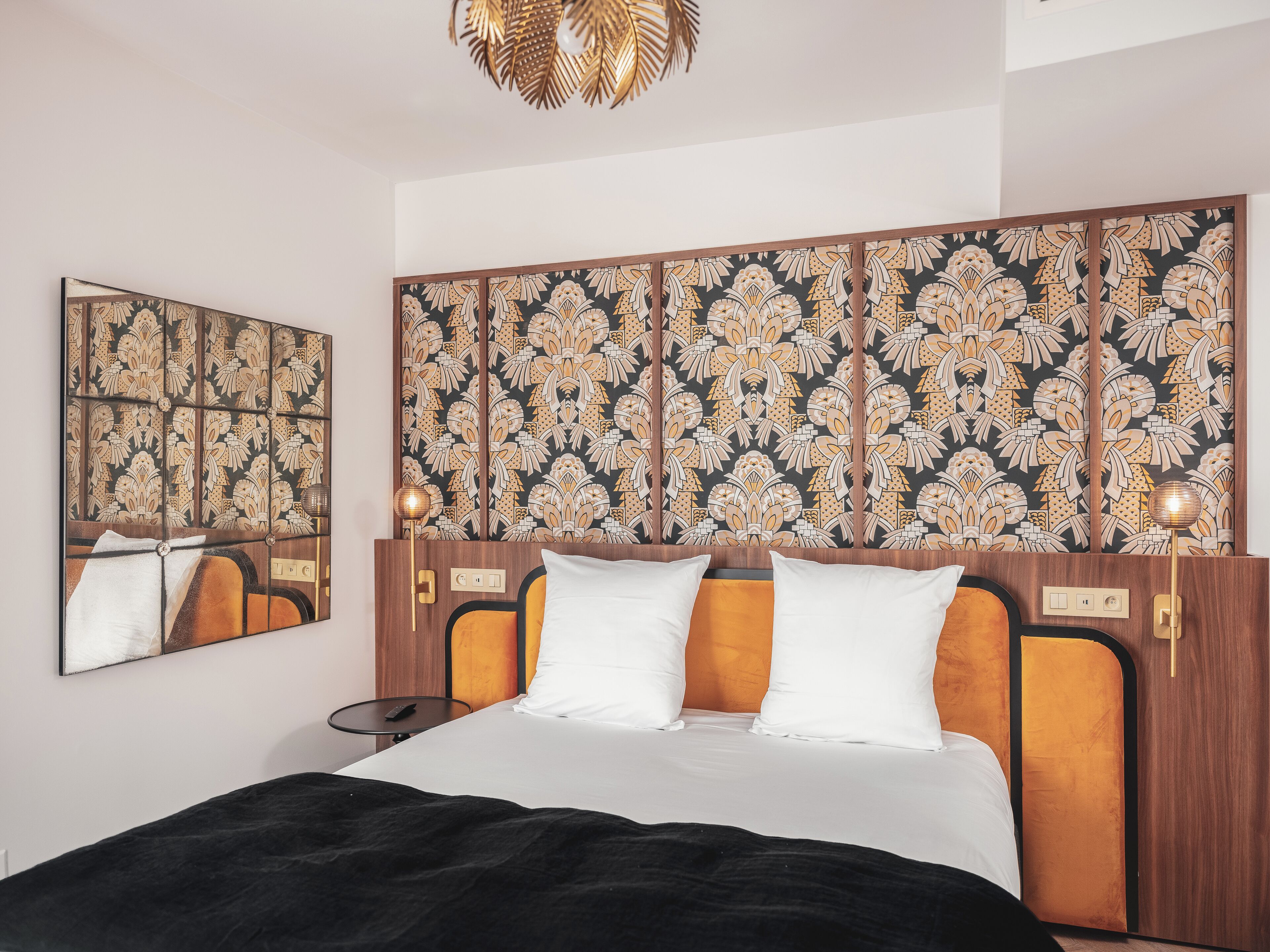 comfort double or twin room | 1 bedroom, laptop workspace, blackout curtains, soundproofing