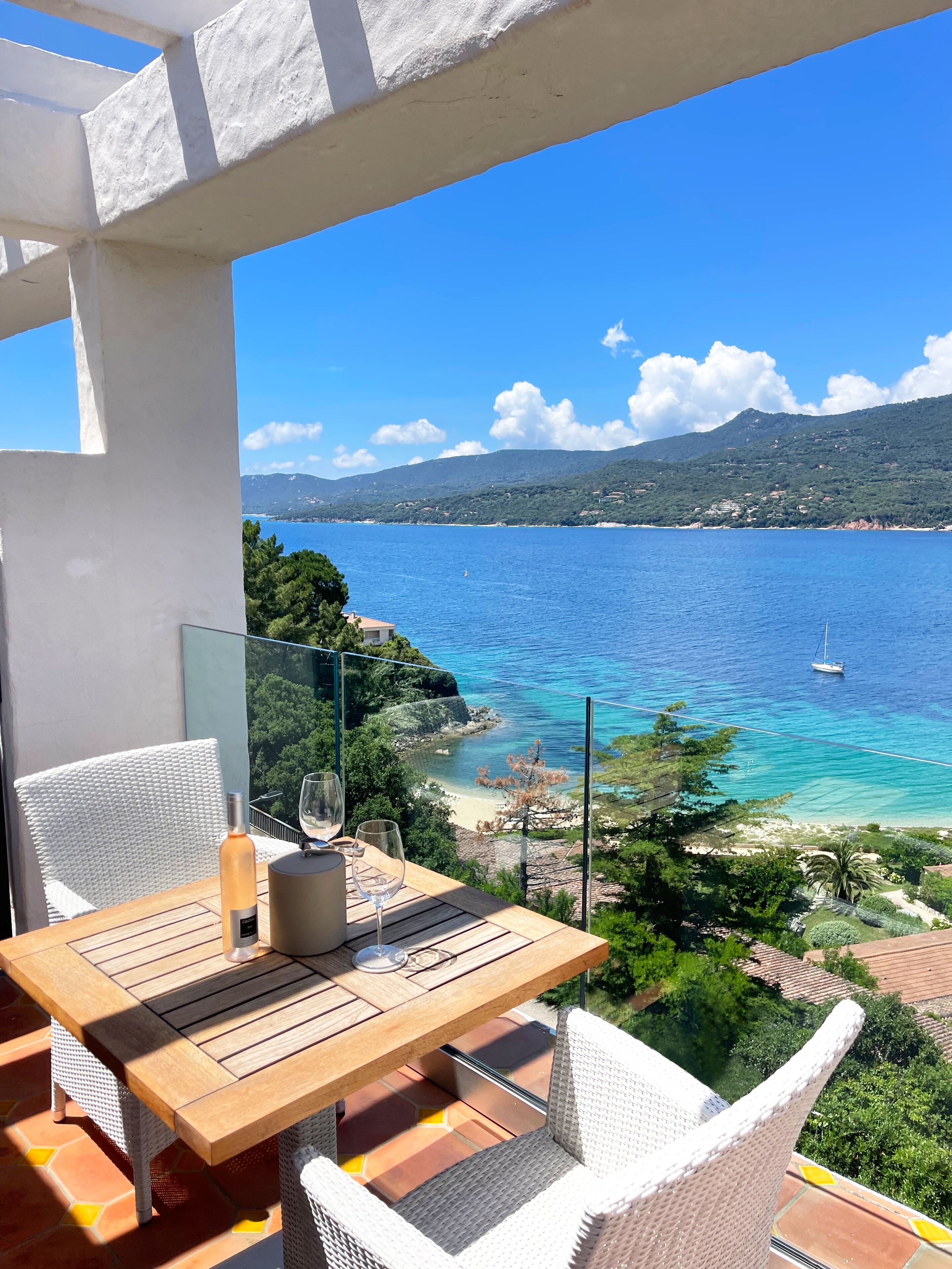 Junior-Suite, Meerblick | Terrasse/Patio