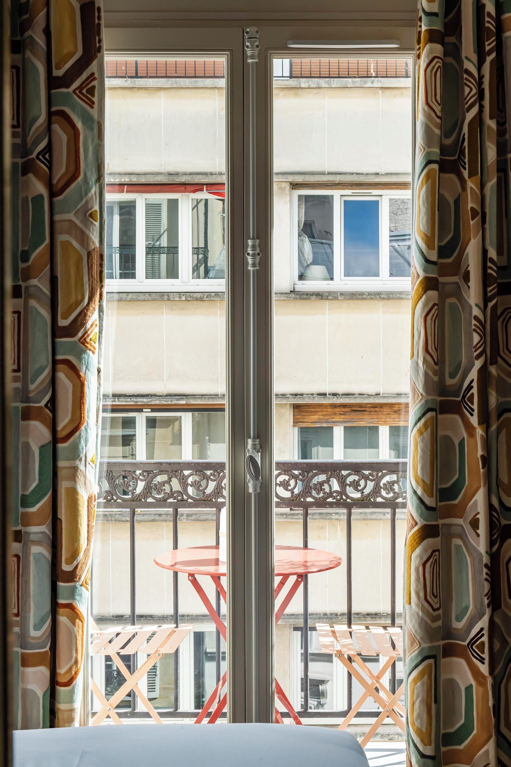 chambre premium - la solaire | terrace/patio