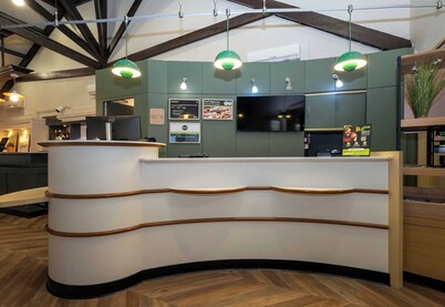 B&B HOTEL Niort Sud Venise Verte