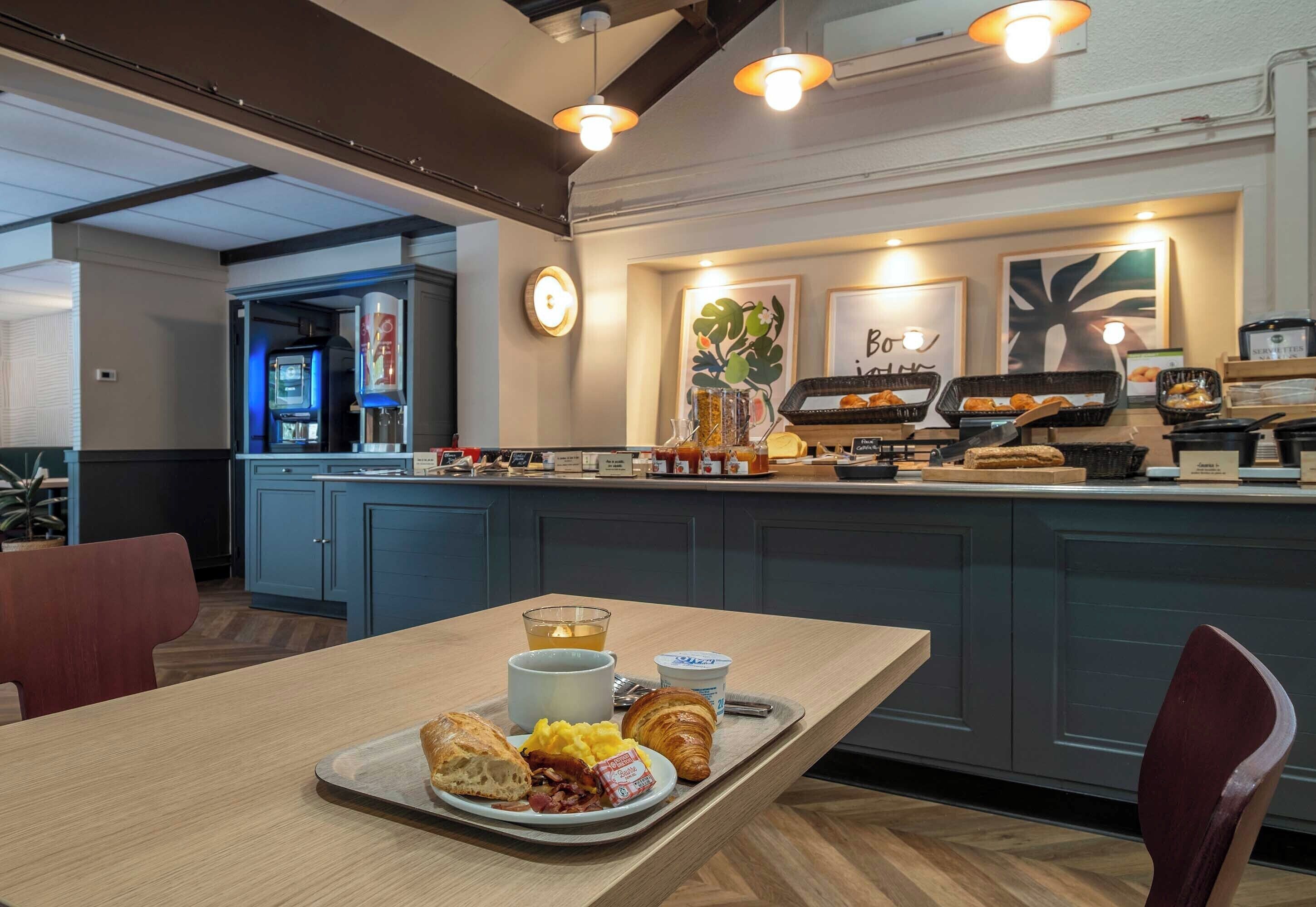 Tägliches Frühstücksbuffet gegen Gebühr