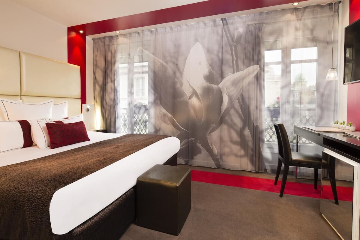 Premium bedding, Select Comfort beds, minibar, in-room safe