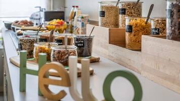 Free daily breakfast