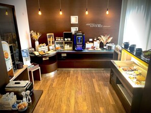 Daily buffet breakfast (EUR 12.90 per person)