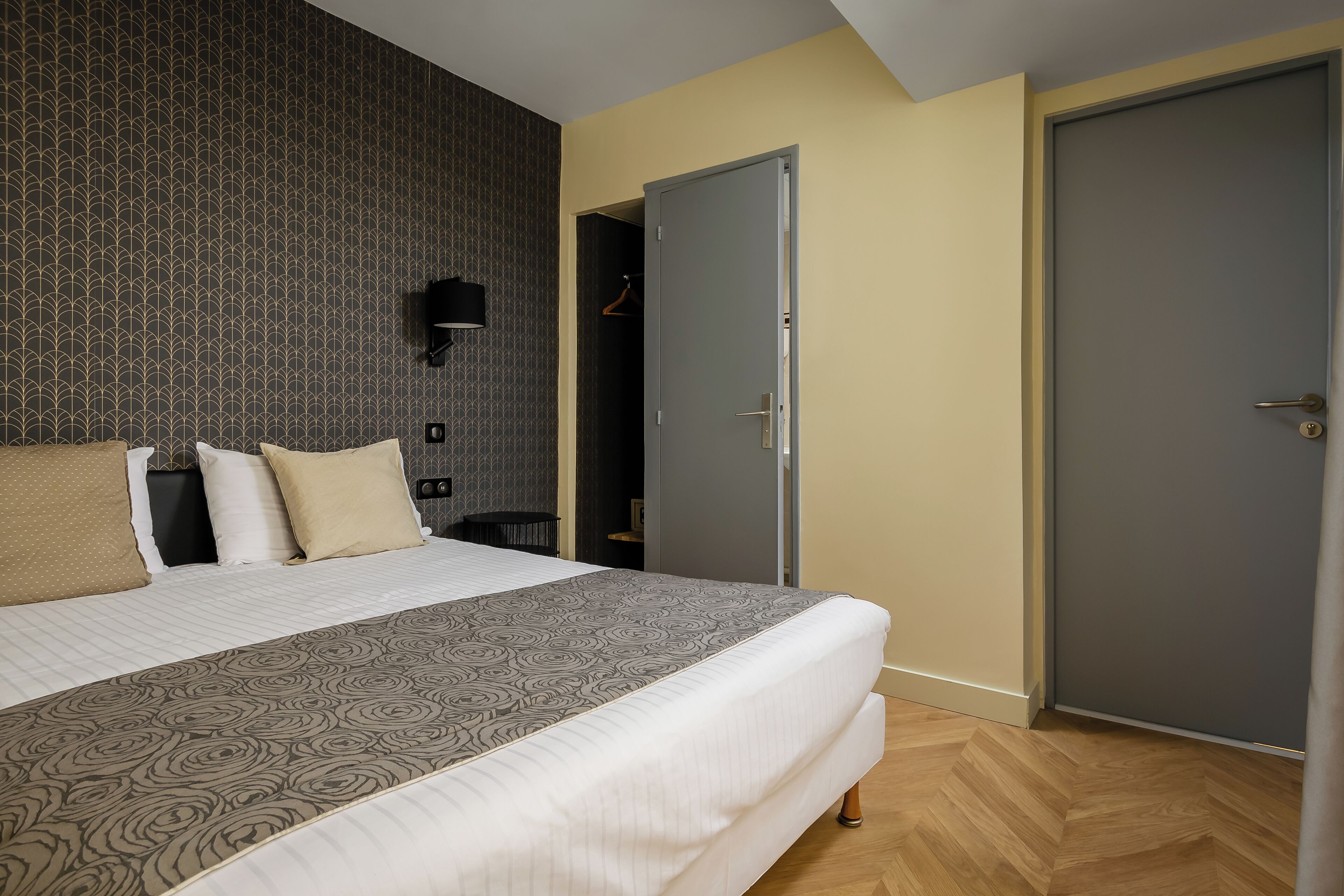 basic double room, 1 double bed | select comfort beds, in-room safe, desk, iron/ironing board