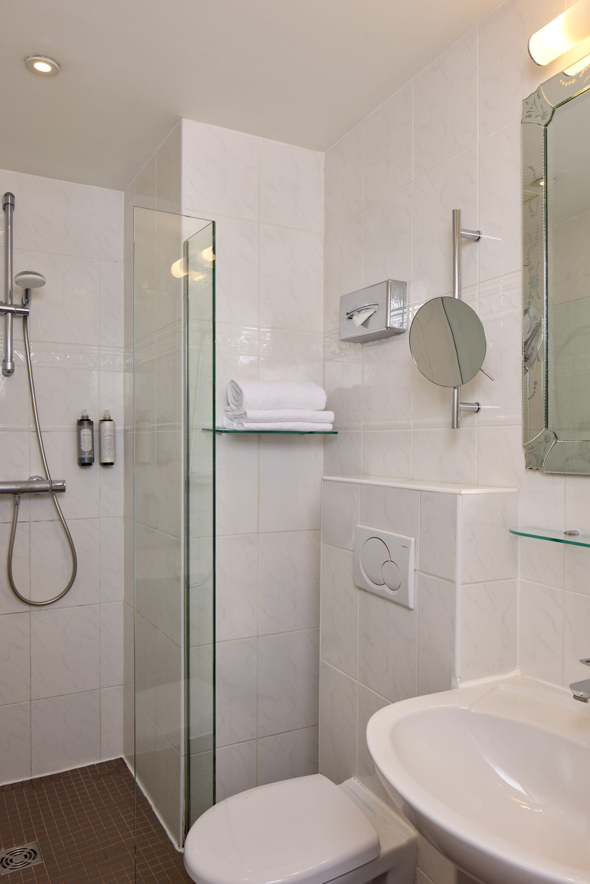 Photo - Timhotel Tour Montparnasse