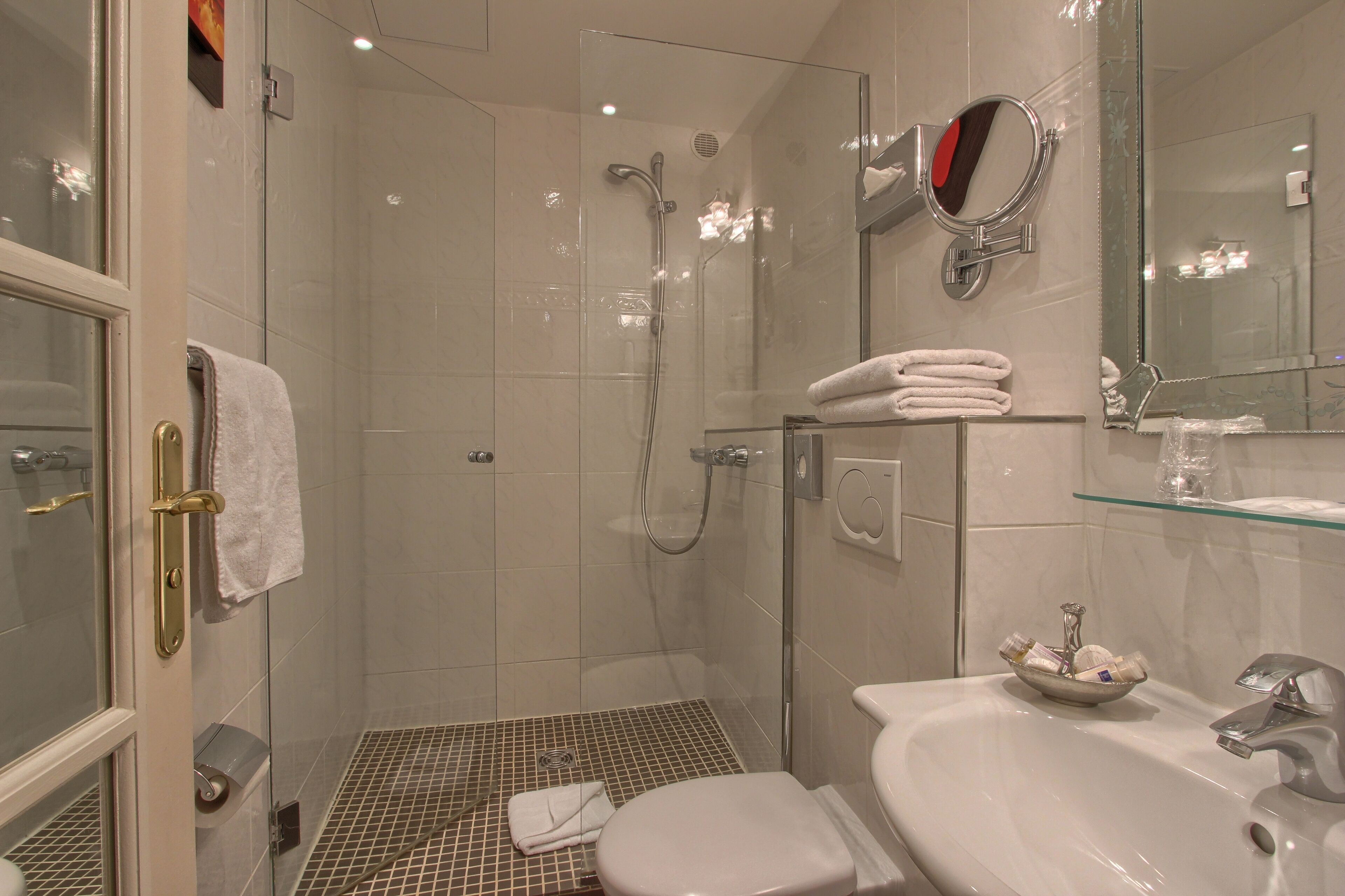 Photo - Timhotel Tour Montparnasse