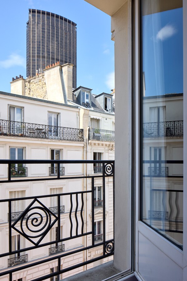 View from property - Timhotel Tour Montparnasse (Paris)