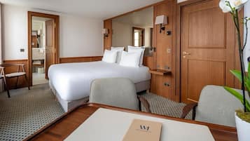Ropa de cama de alta calidad y minibar