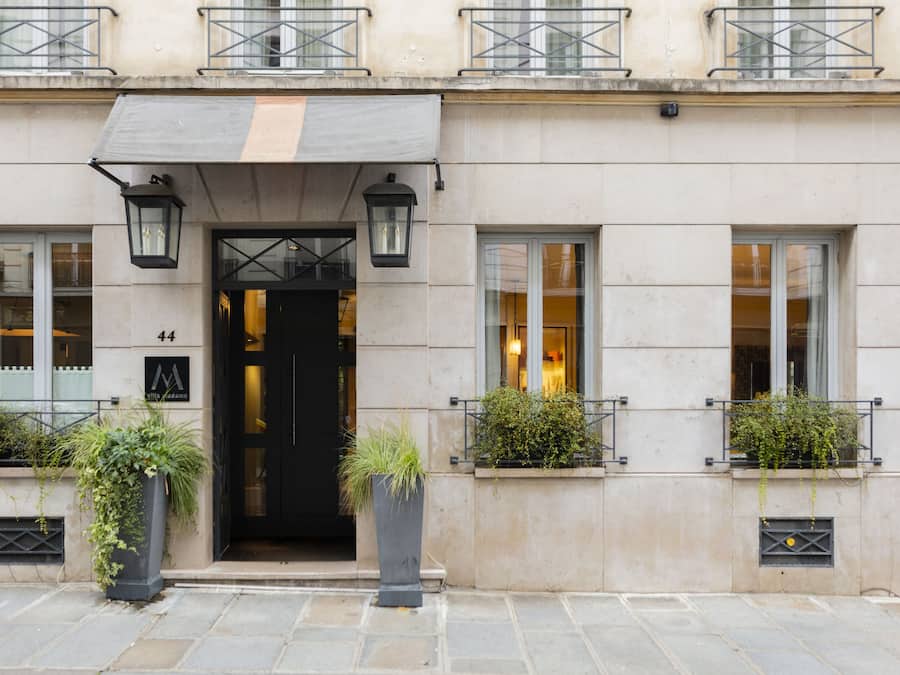 Fachada da propriedade