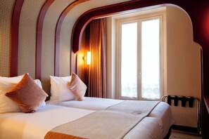Double or Twin Room | In-room safe, desk, blackout drapes, soundproofing