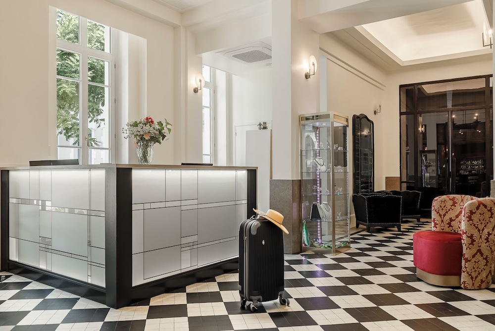 Hôtel de la Poste by null