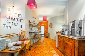 Daily buffet breakfast (EUR 16 per person)