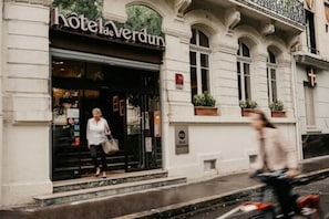 Front of property - Hotel De Verdun 1882, BW Signature Collection (Lyon)