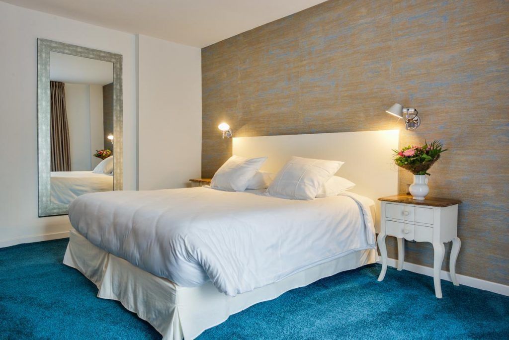 in-room safe, individually decorated, individually furnished, desk