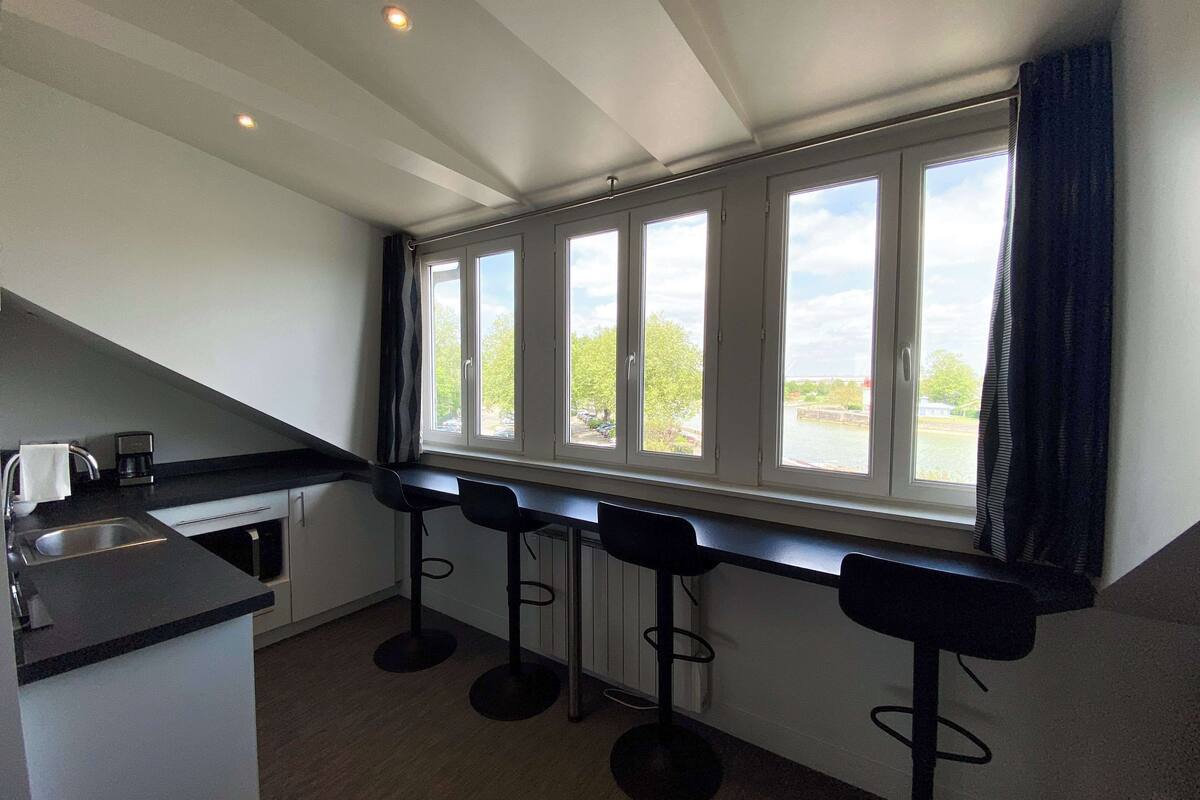 coffee/tea maker, electric kettle