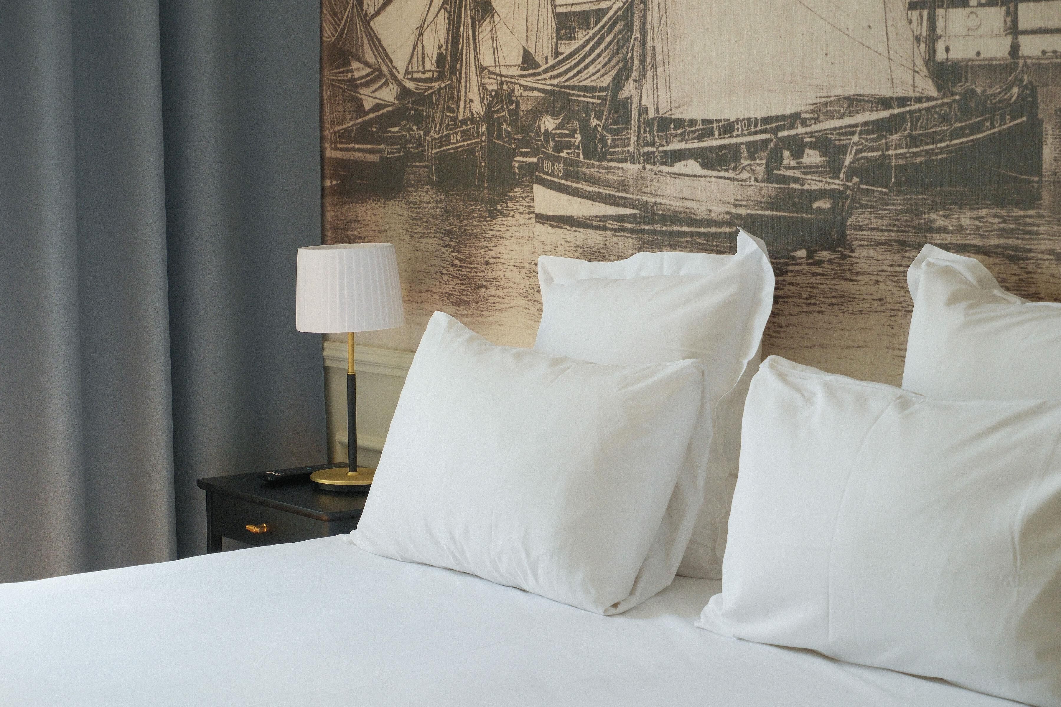 Minibar, coffres-forts dans les chambres, décoration personnalisée