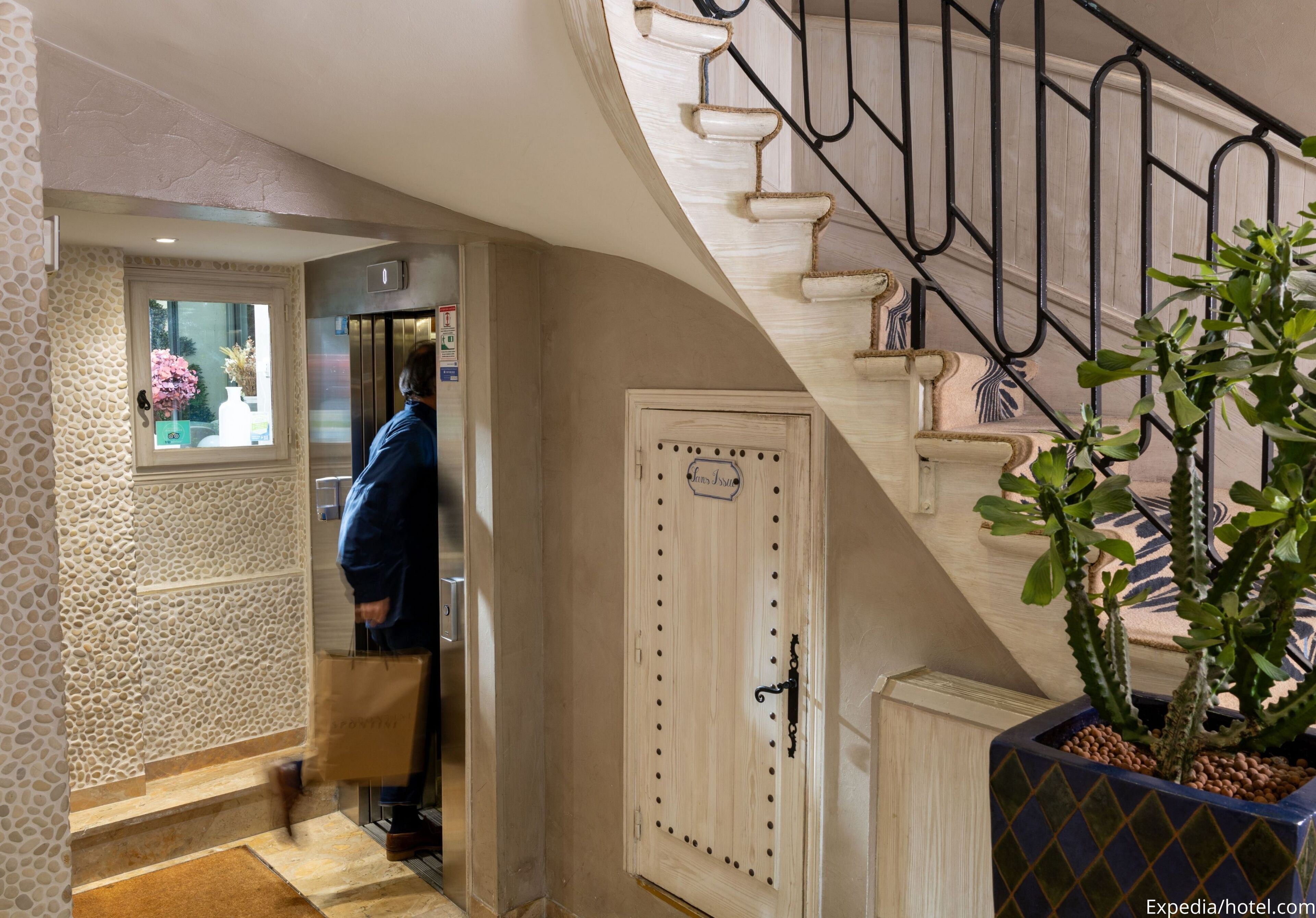 Photo - Hotel Daumesnil-Vincennes