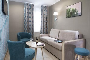 Suite Junior | Literie de qualité supérieure, minibar, coffres-forts dans les chambres