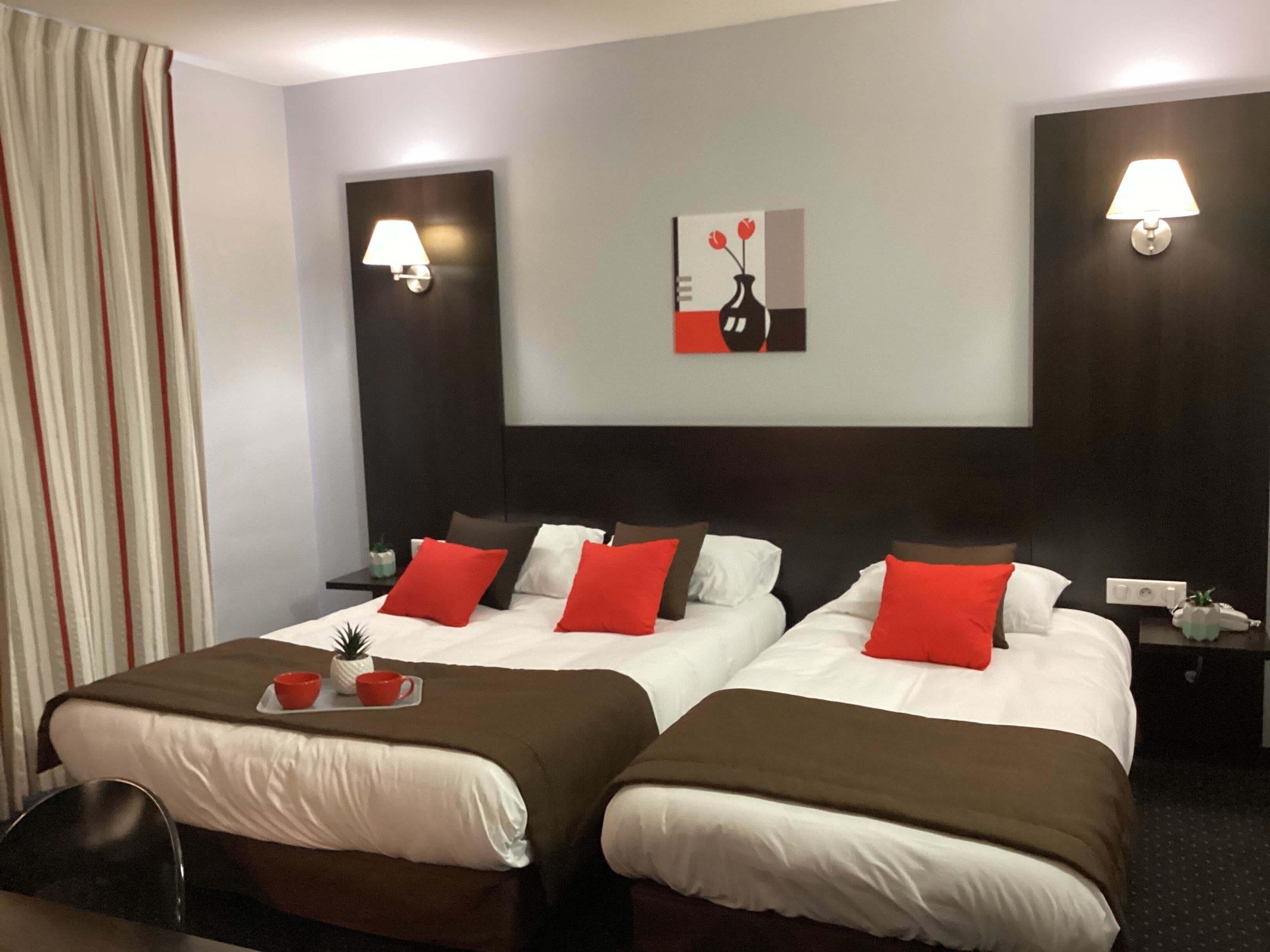 Family Suite, 2 Bedrooms (5 pax) | Premium bedding, desk, soundproofing, free cots/infant beds