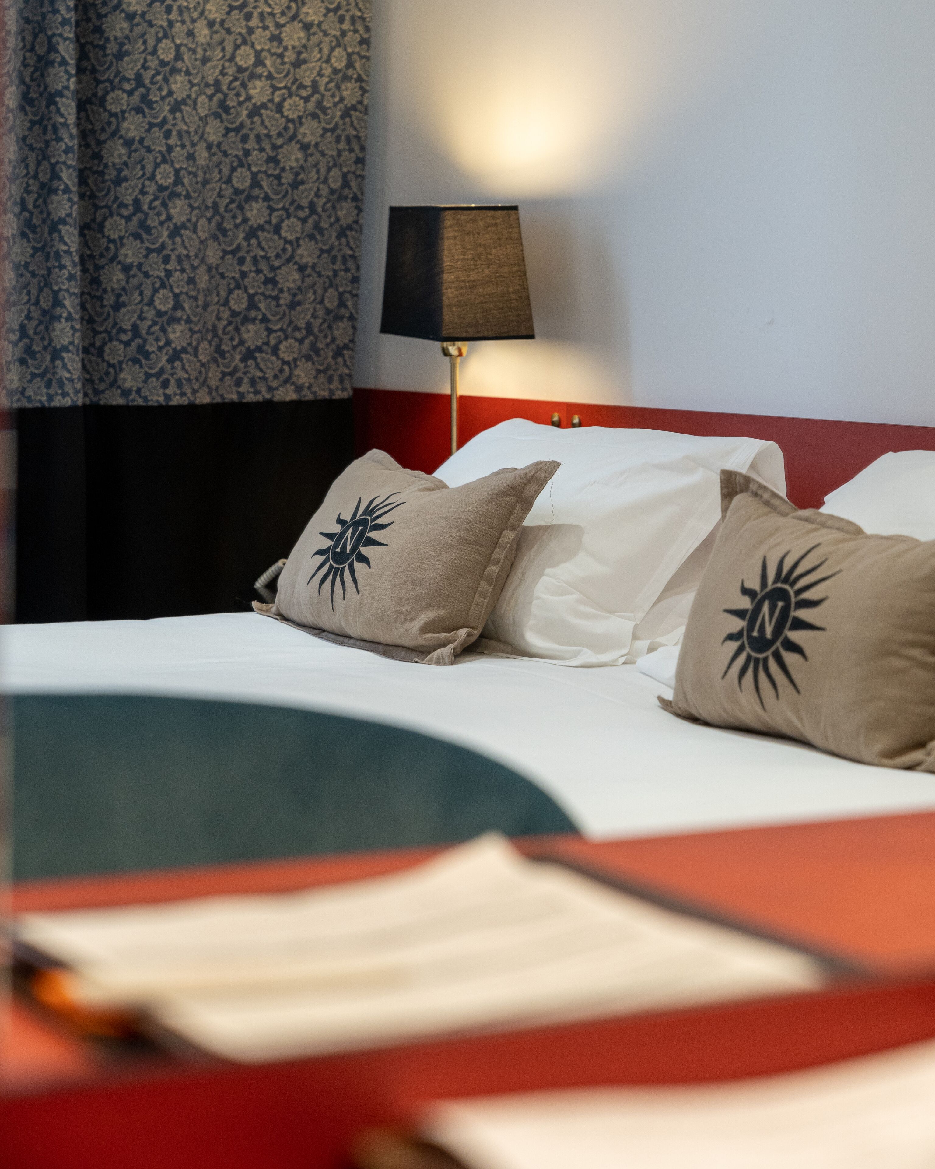 double room | premium bedding, in-room safe, desk, laptop workspace
