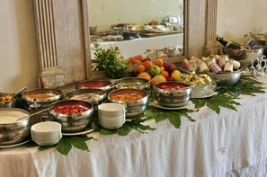 Daily buffet breakfast (EUR 35.00 per person)