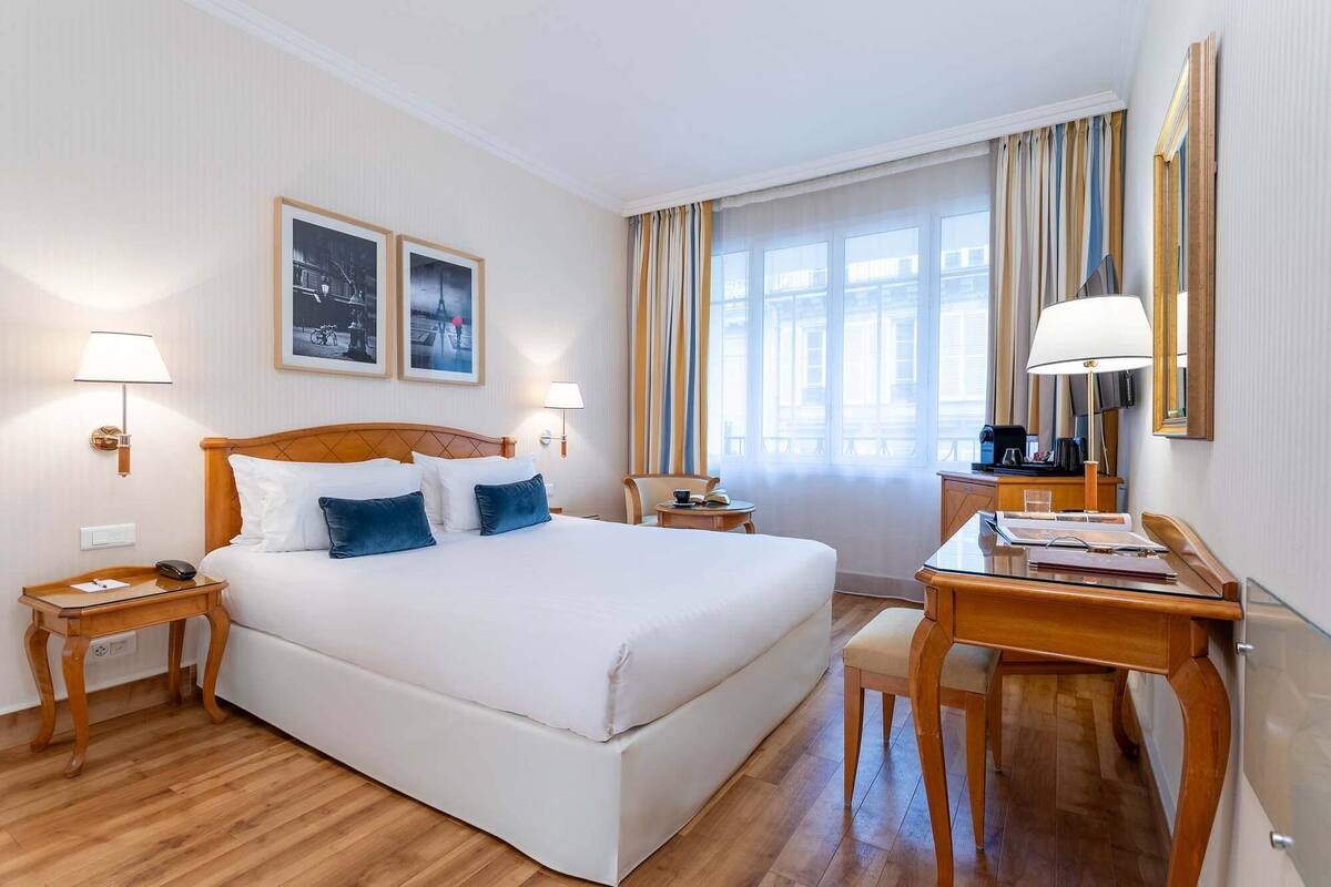 Premium bedding, minibar, in-room safe, desk