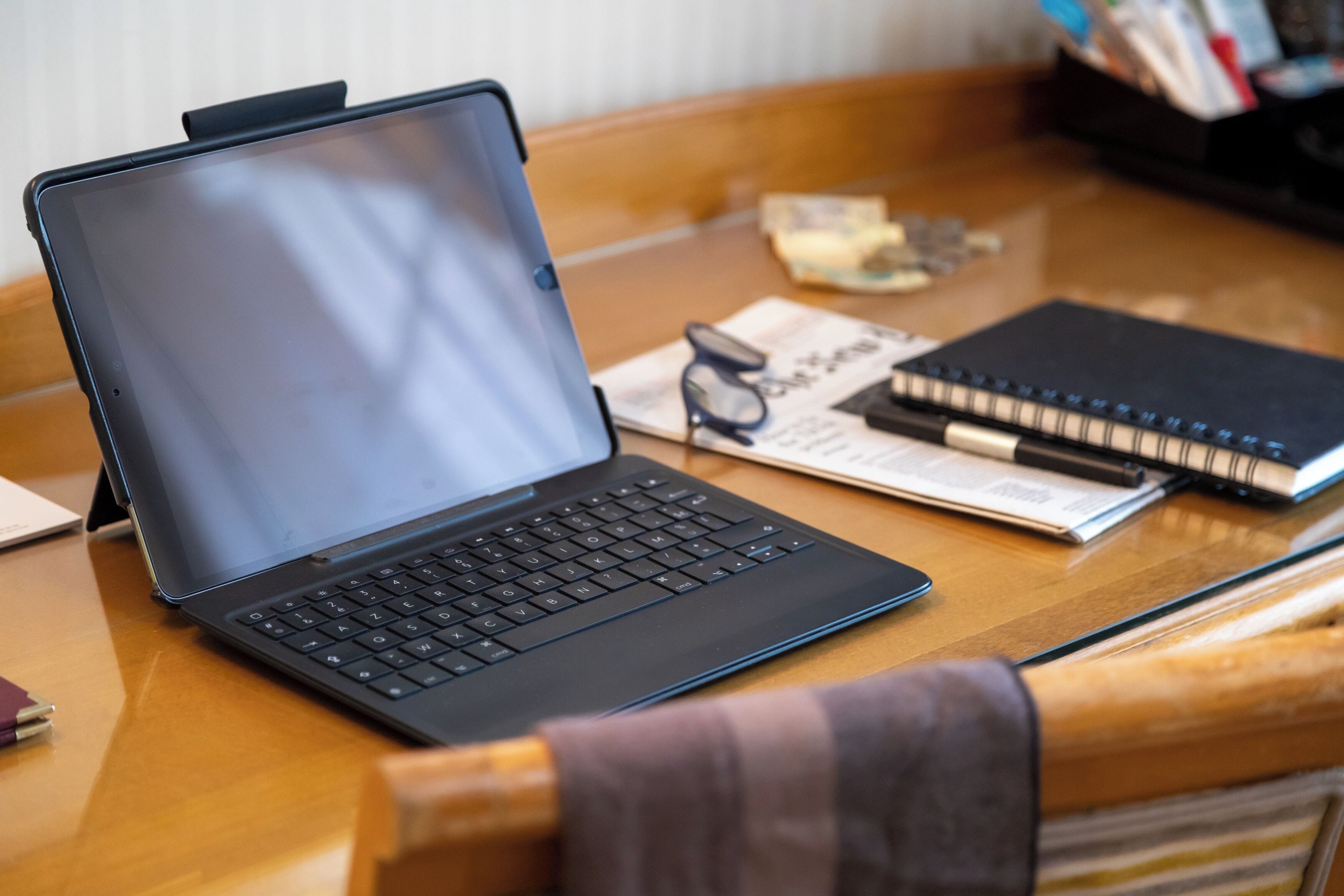 economy single room | premium bedding, minibar, in-room safe, desk