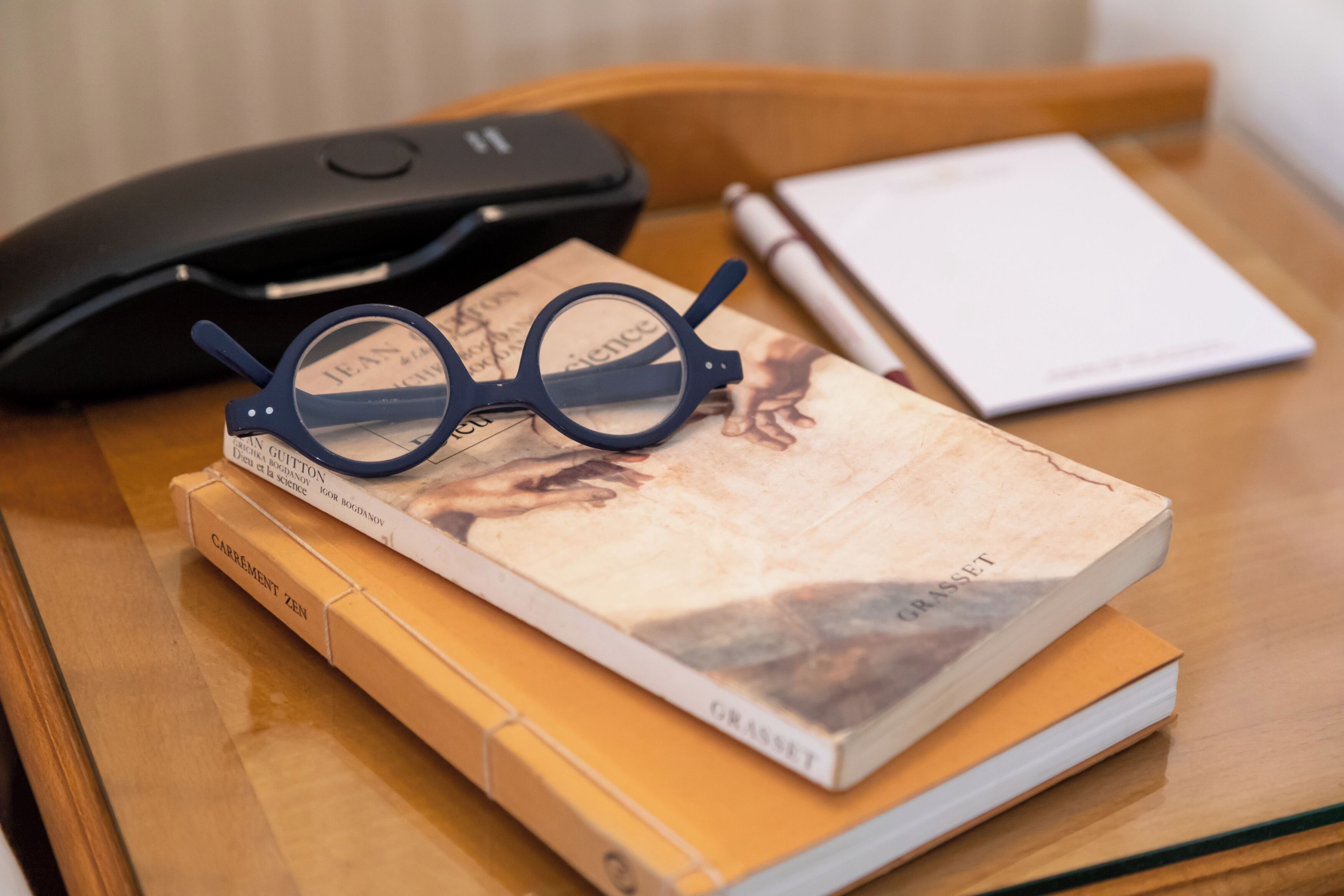 classic double room | premium bedding, minibar, in-room safe, desk