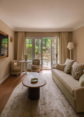 Suite, Garden View | Premium bedding, minibar, in-room safe, desk - Villa Miraé by Inwood Hotels - Cap d'Antibes (Antibes)