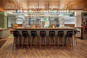 Bar (on property) - Hotel Europa (Munich)