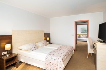 QU Hotel, Trademark Collection by Wyndham