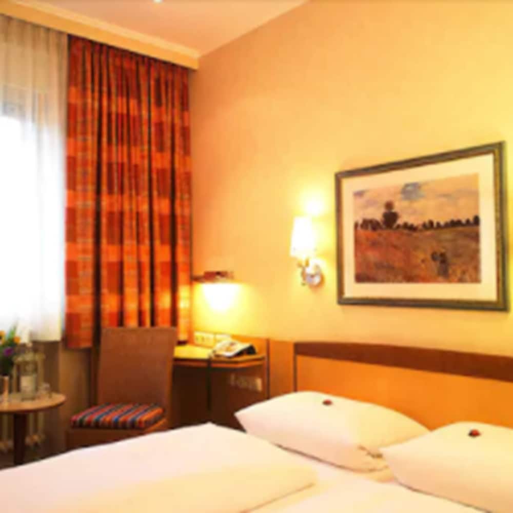 Hotel Hauser an der Universität by null