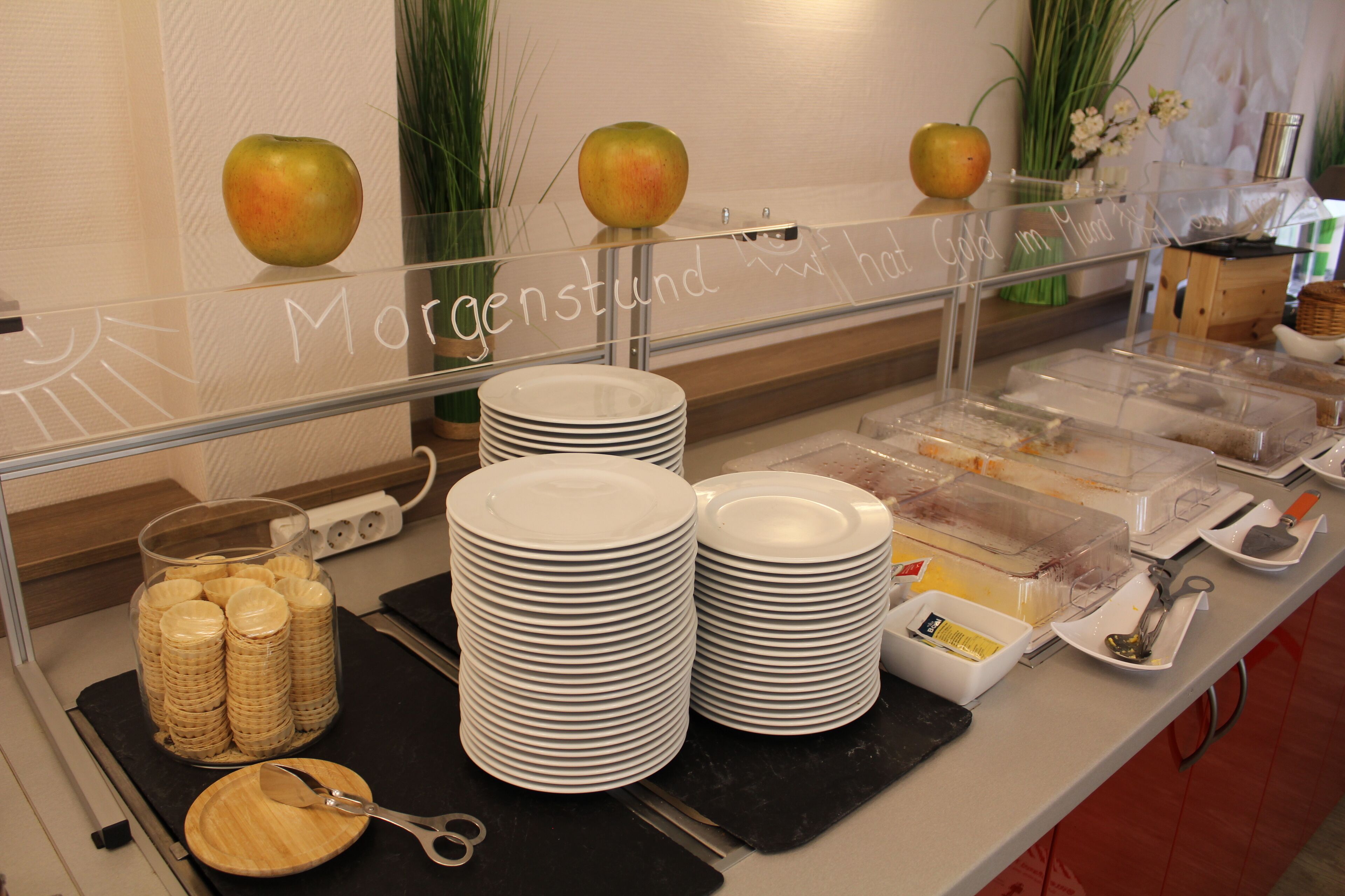 daily buffet breakfast (eur 6 per person)