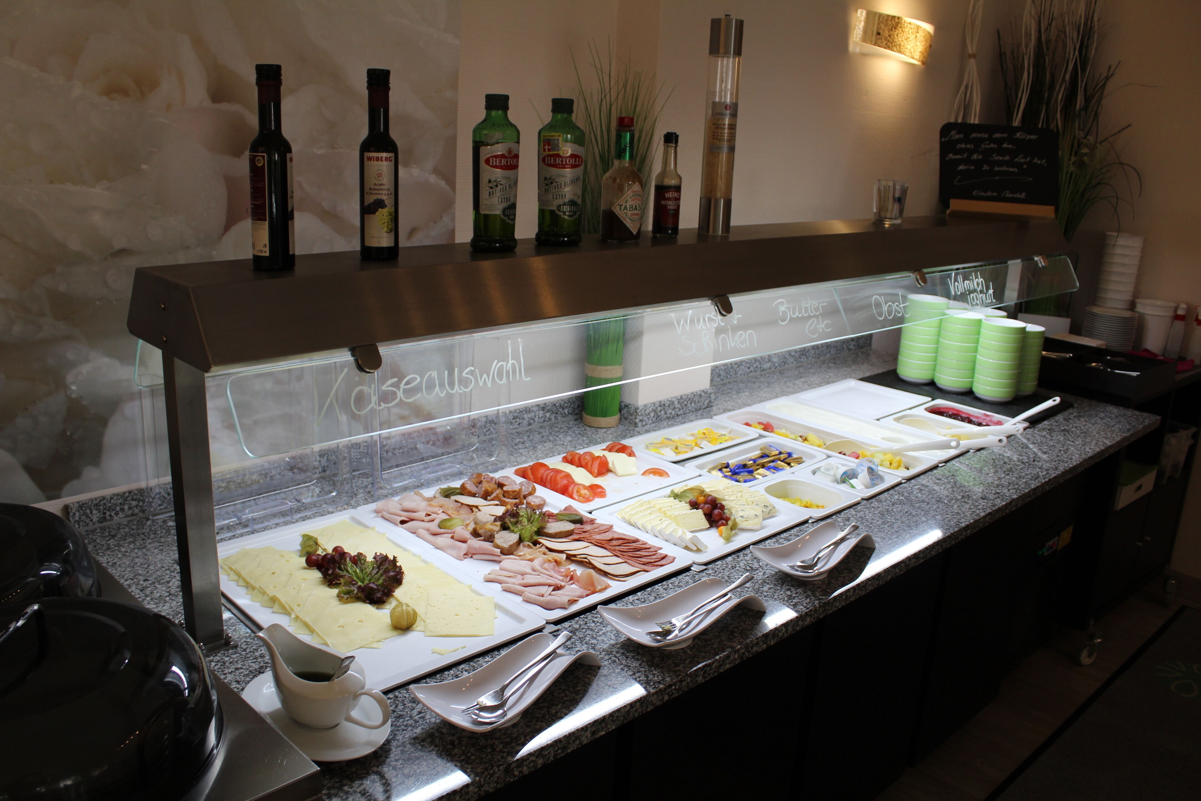 daily buffet breakfast (eur 6 per person)