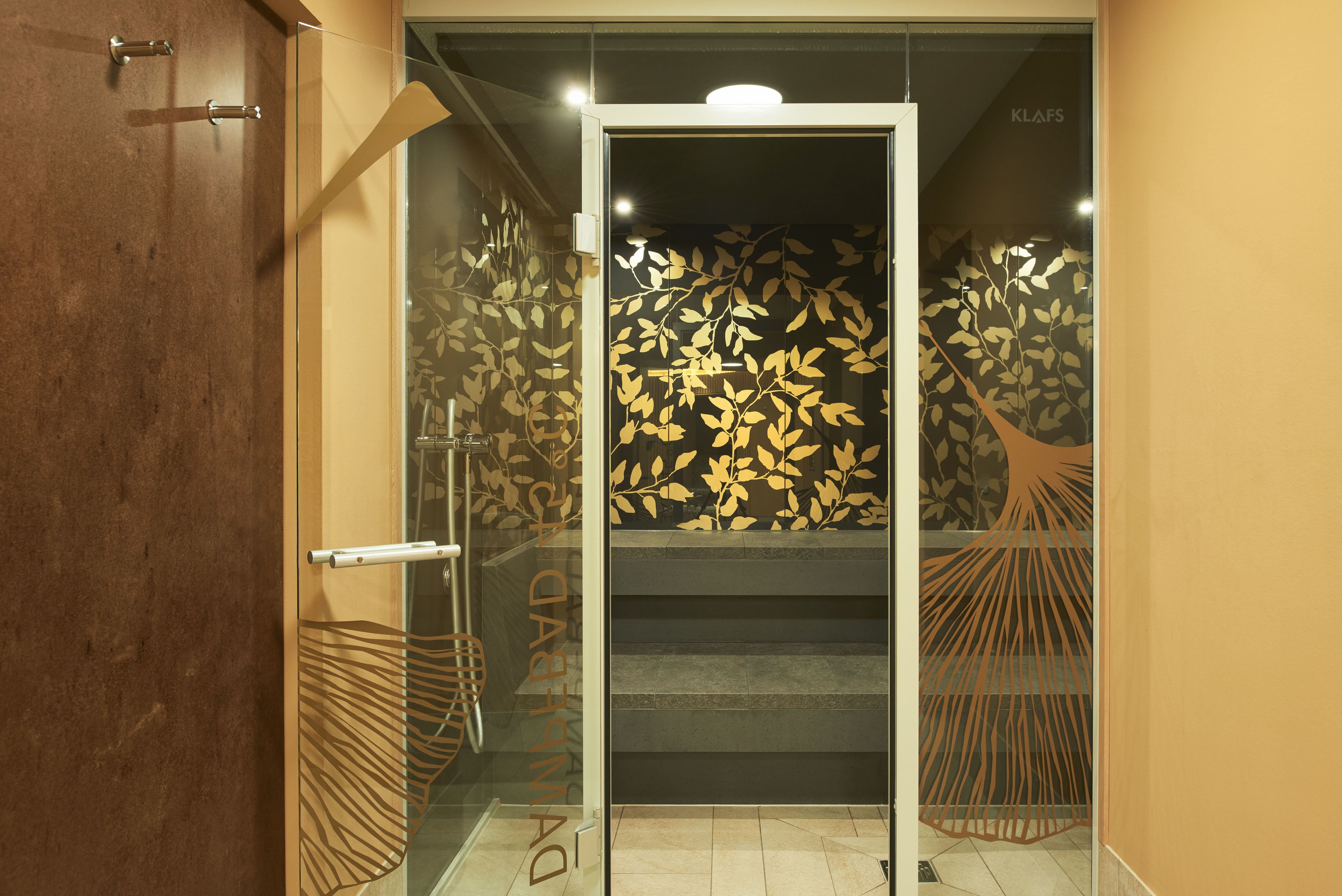 sauna, steam room, body treatments, body scrubs, reflexology