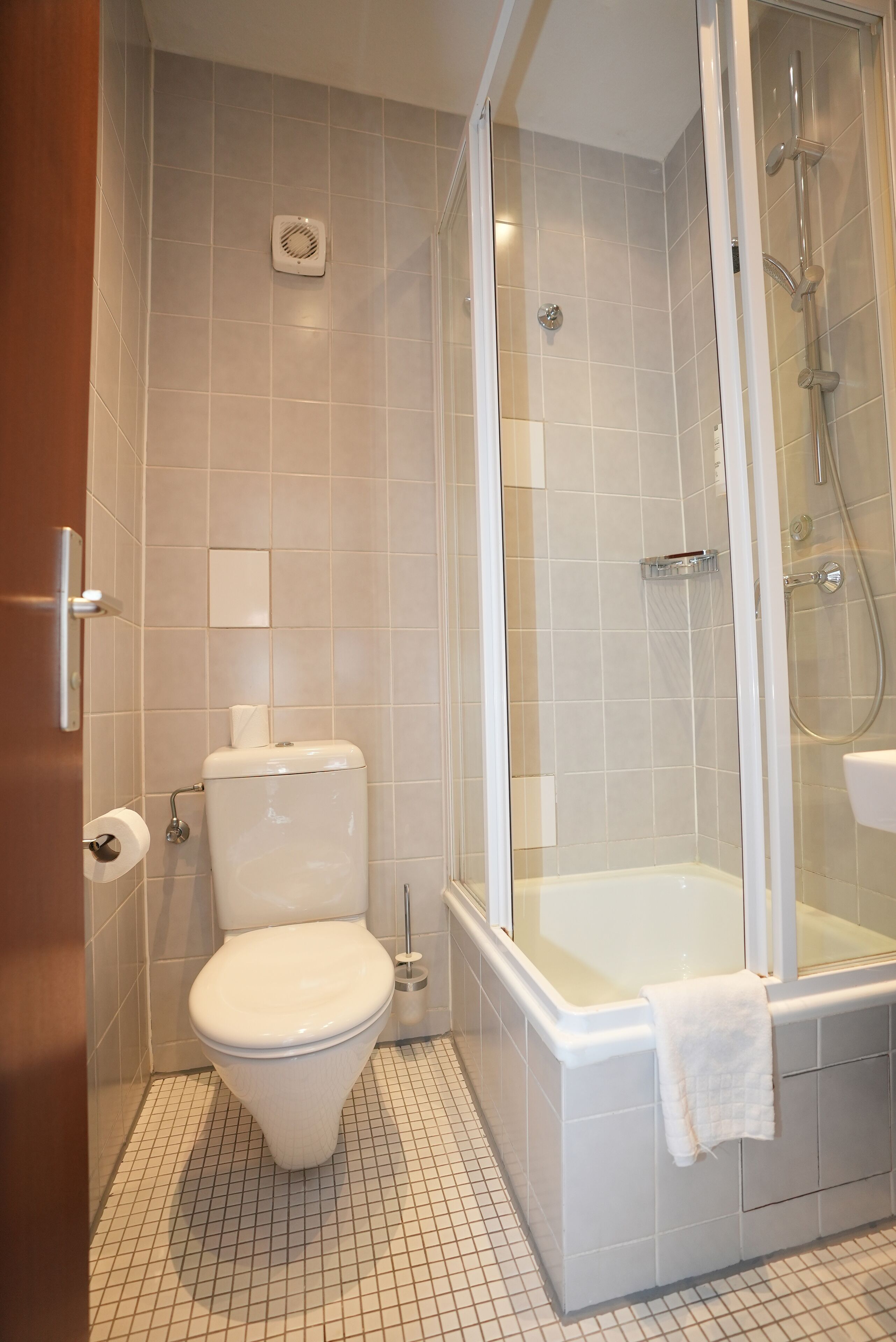 Photo - Hotel Attaché