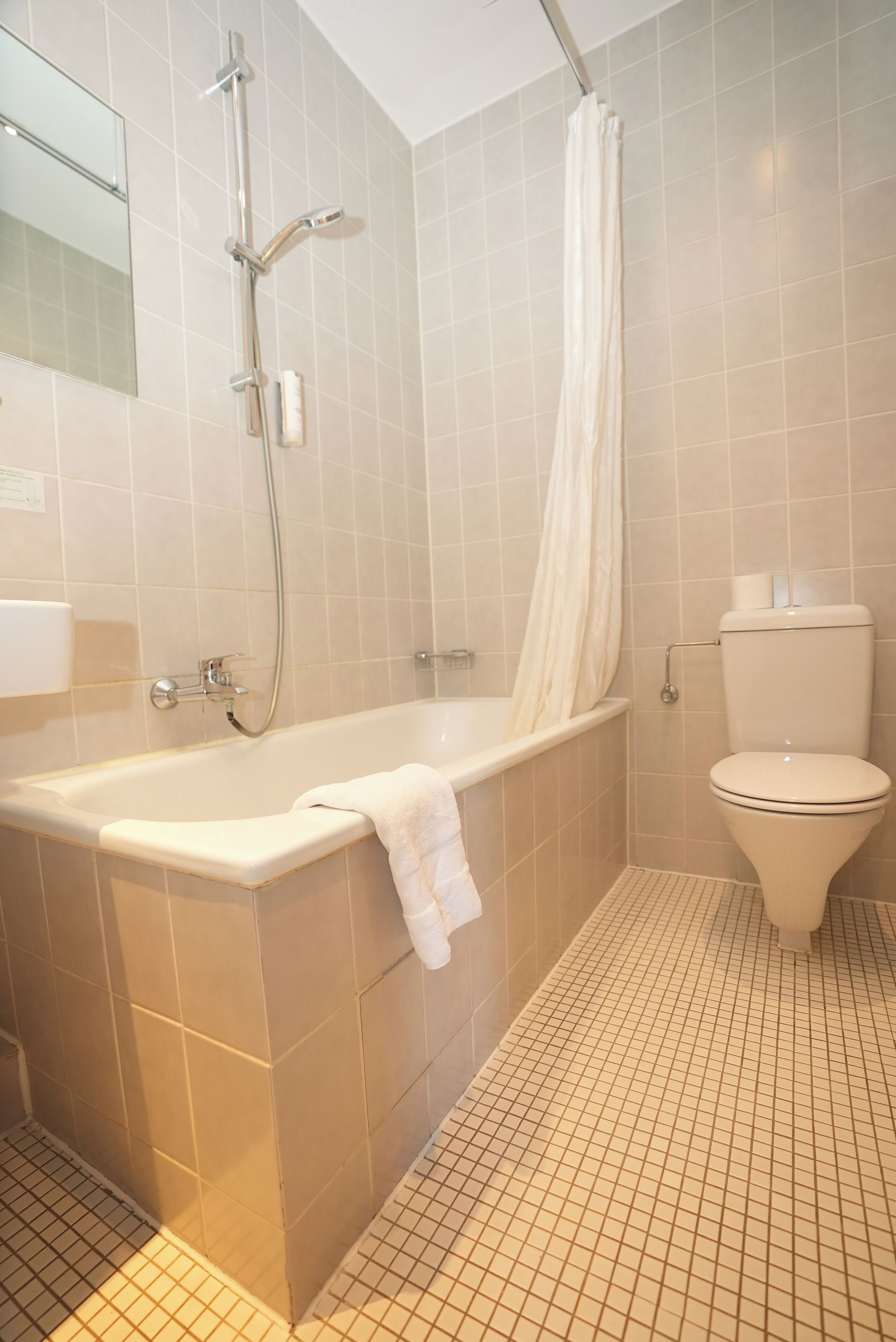 Photo - Hotel Attaché