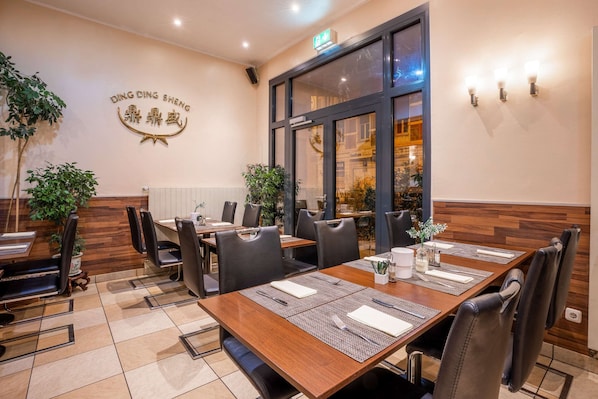 Restaurant - Comfort Hotel Frankfurt Central Station (Frankfurt)